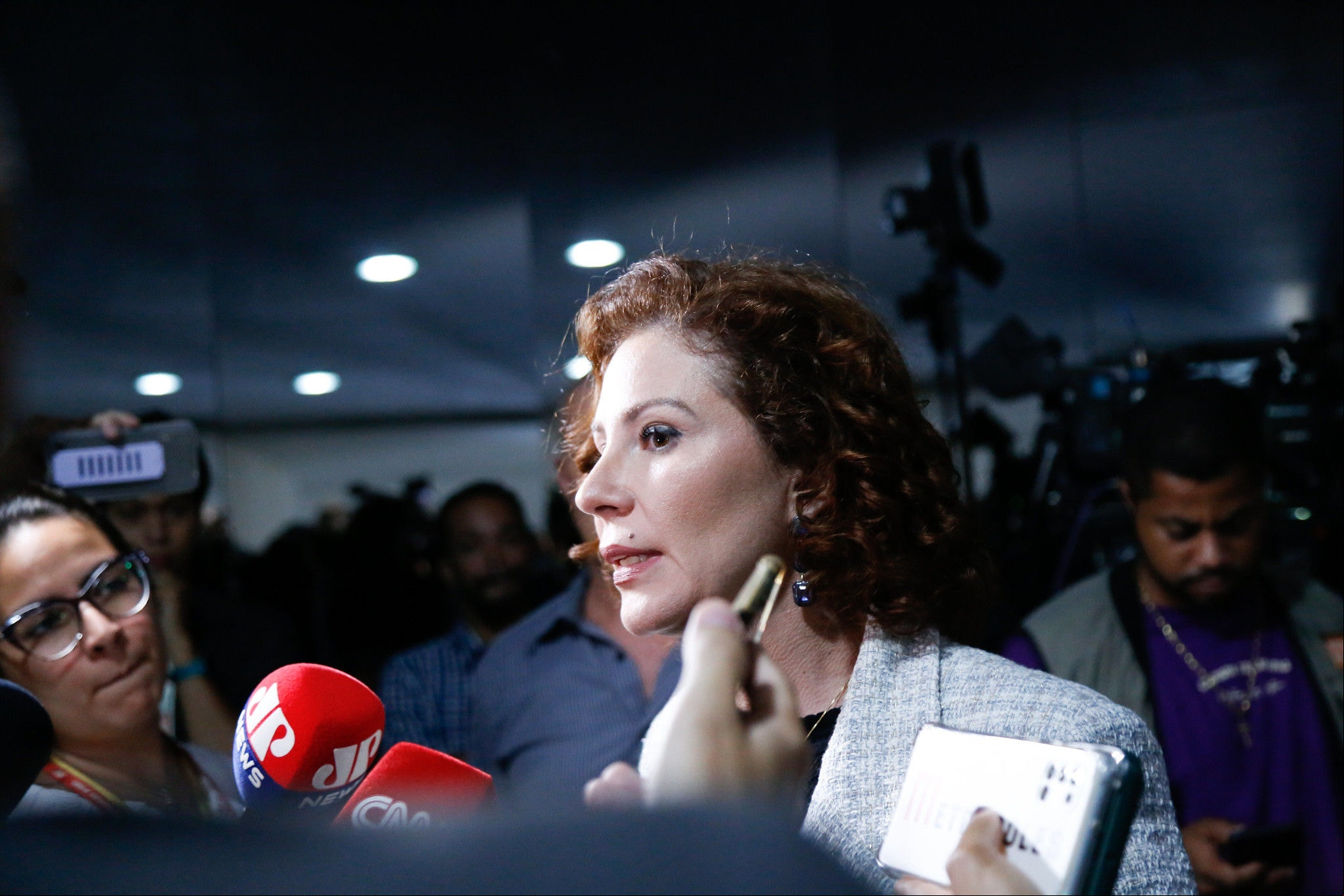 O Supremo Tribunal Federal (STF) determinou a prisão de Carla Zambelli (PL-SP) após a ida da deputada para os Estados Unidos; hoje, segundo interlocutores, Zambelli está na Itália