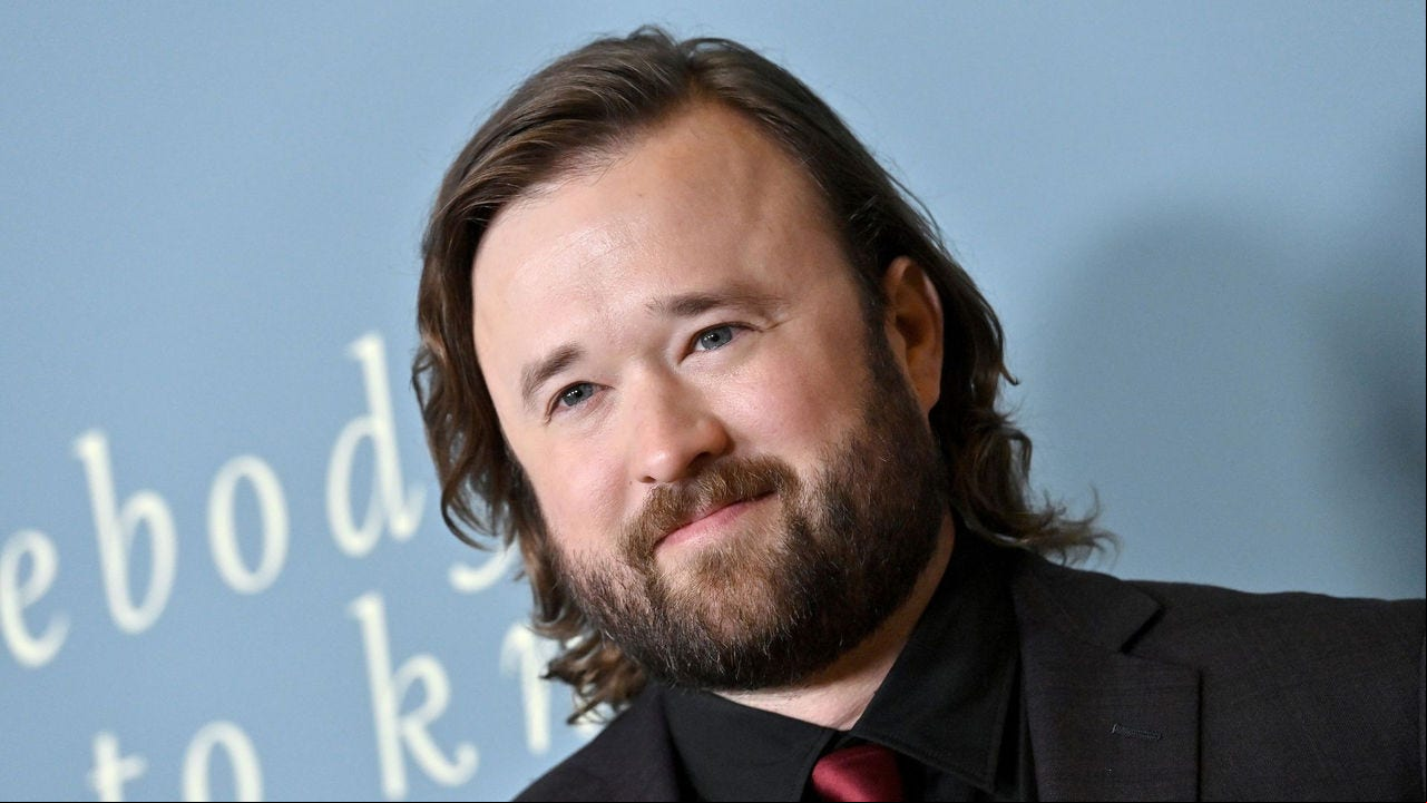O ator Haley Joel Osment está com 37 anos